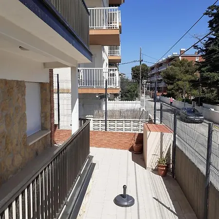 Apartment Dins Mar Apto. 1 *